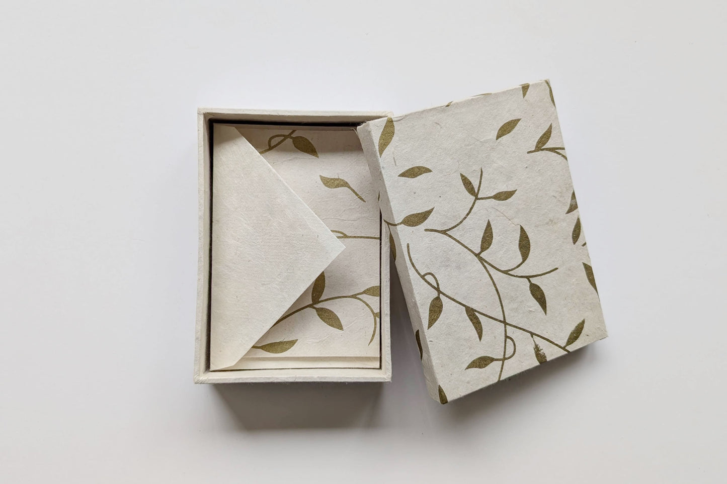 Little Box (Notebook + Card Set) | Tea Leaves