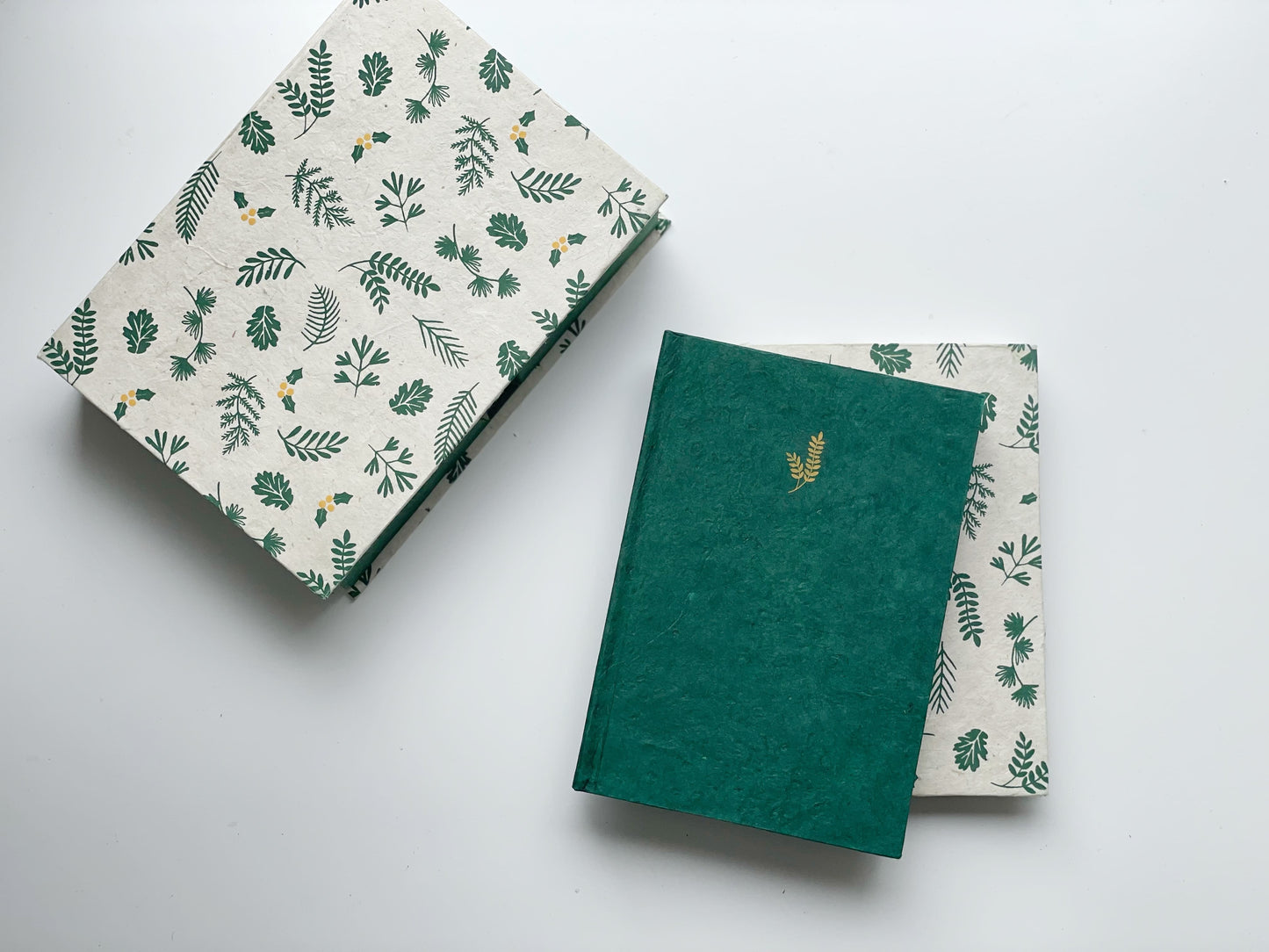Keepsake box with Hardcover Journal set (2 books) | Emerald Green on Beige